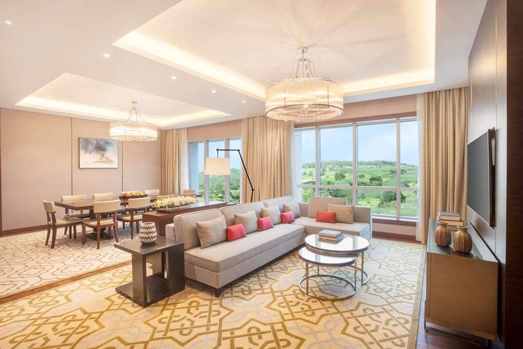 Hotel Hyatt Regency Thrissur Zimmer foto