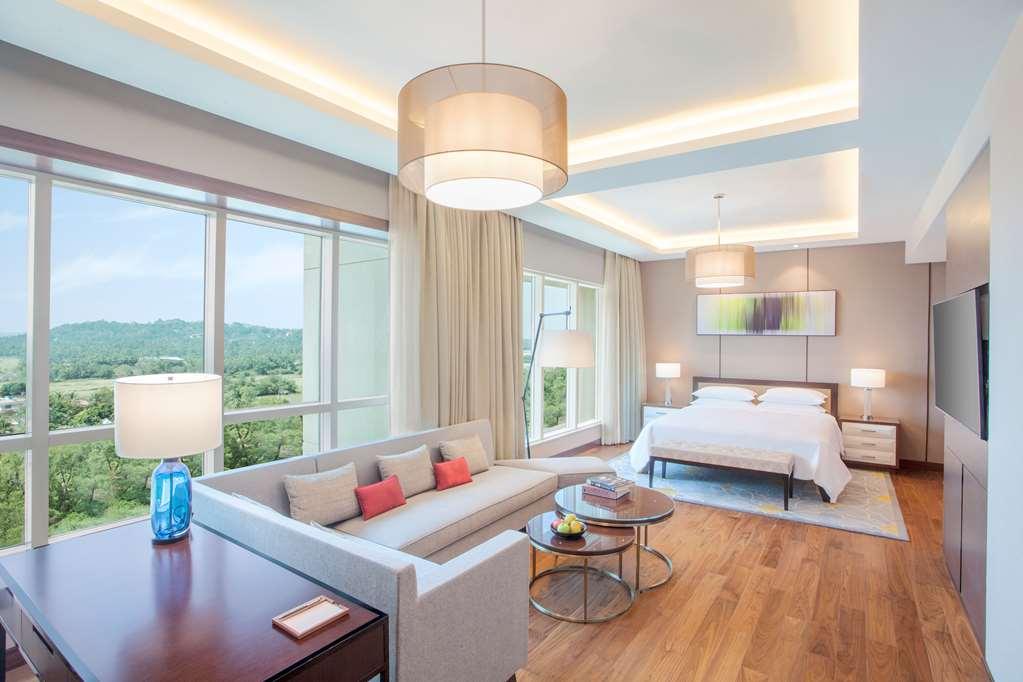 Hotel Hyatt Regency Thrissur Zimmer foto